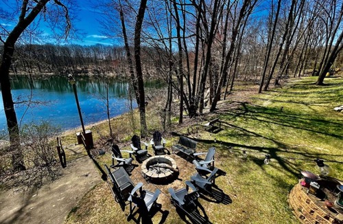 Kendall House | Gobles Estate w/indoor pool!