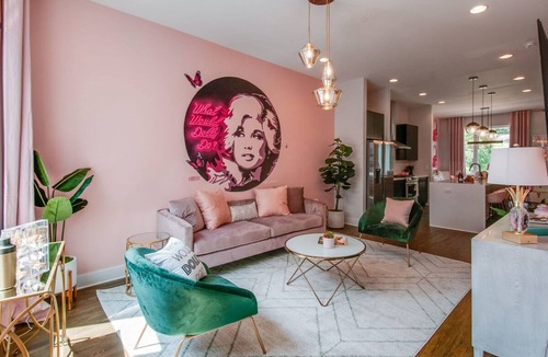 Nashville House | Going Fast Dollys Dream 12 Beds