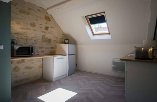 Bruyeres-et-Montberault Apartment | *Going Green B&B *