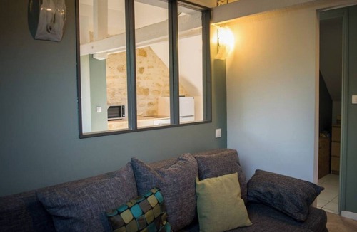 Bruyeres-et-Montberault Apartment | *Going Green B&B *