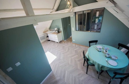 Bruyeres-et-Montberault Apartment | *Going Green B&B *