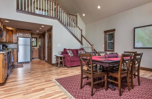 West Glacier Ski Chalet | Going to the Sun Chalet B
