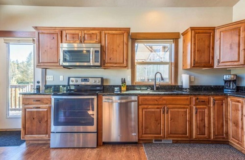 West Glacier Ski Chalet | Going to the Sun Chalet E