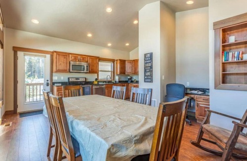 West Glacier Ski Chalet | Going to the Sun Chalet D/Gateway Chalet