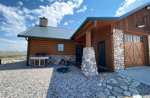 Clark Apartment | Gold Bar Ranch Bungalow