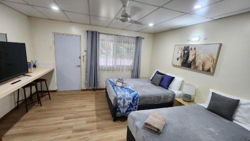 Toll Hotel | Gold City Motel