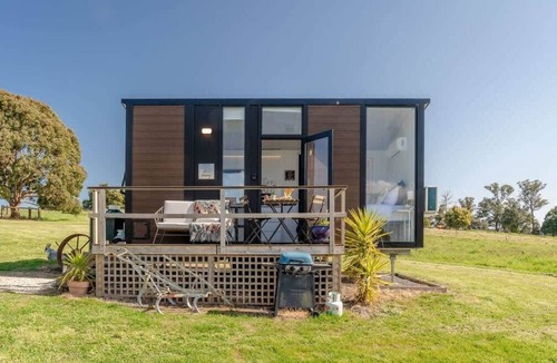 Ross Creek House | Gold Fields by Tiny Away