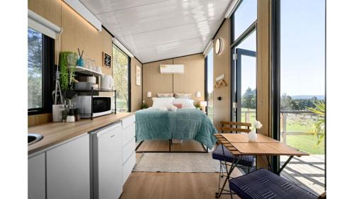 Ross Creek House | Gold Meadows by Tiny Away