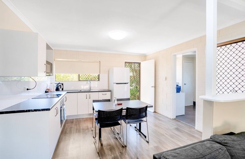 Monkland House | Gold Rush Apartments