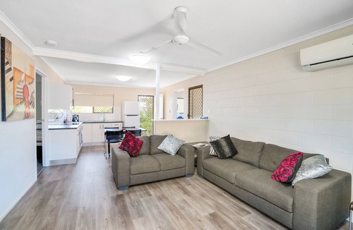 Monkland House | Gold Rush Apartments