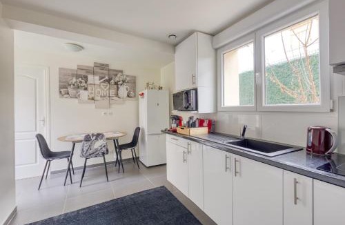 Petit-Ivry Apartment | Gold&Silver Quiet House Pro-Family