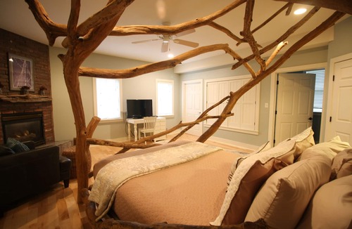 Union Pier Bed & Breakfast | Goldberry Woods