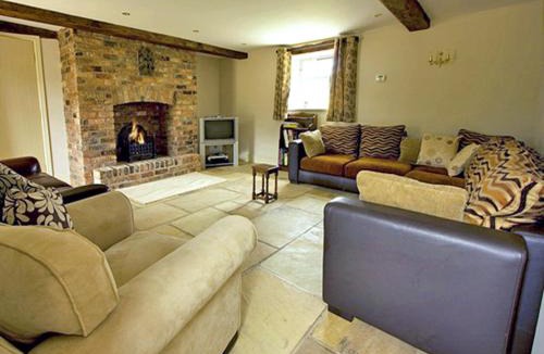 Meerbrook House | Goldcrest