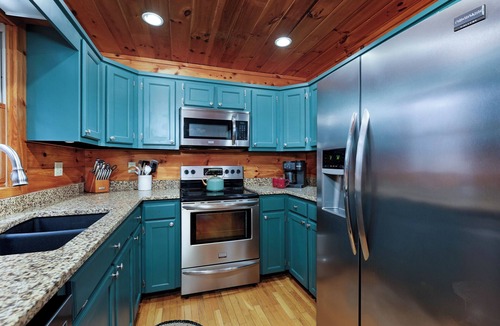 My Mountain Cabin | Golden Acres - Morganton,GA