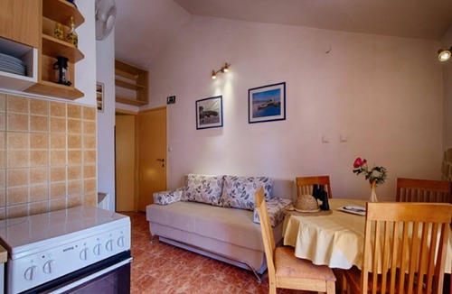 Rukavac Apartment | Golden Coast Apartments - A3 OneBedroom with Terrace and Seaview