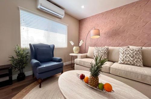Downey Apartment | Golden Downey Designer Abode - Poolside Suite