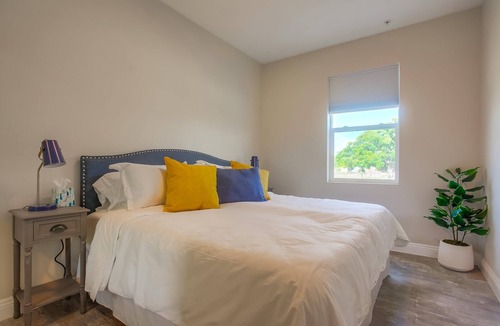 San Marcos House | Golden Fields Farmhouse With Playground!
