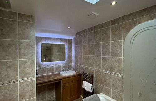 Chard House | Golden Fleece