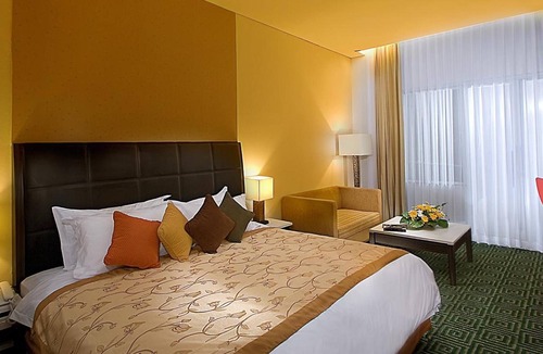 Braga Hotel | Golden Flower Hotel Bandung