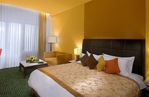 Braga Hotel | Golden Flower Hotel Bandung