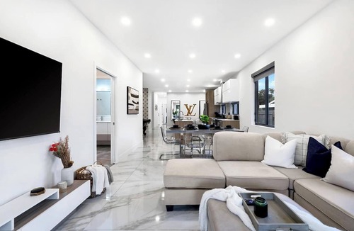 Croissant Park House | Golden Fox Downtown Pool House