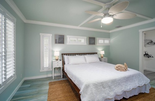 Orange Park House | ~Golden Grotto Sleeps 10 Deluxe @ Doctor's Lake~