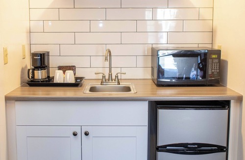 Calistoga Hotel | Golden Haven Hot Springs