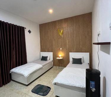Argosari House | Golden Homestay Tumpak Sewu