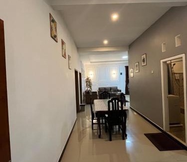 Argosari House | Golden Homestay Tumpak Sewu