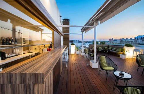 El Parc i la Llacuna del Poblenou Hotel | Golden Hotel Barcelona