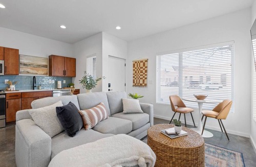 Downtown Chattanooga Villa | Golden Hour - A Southside Home