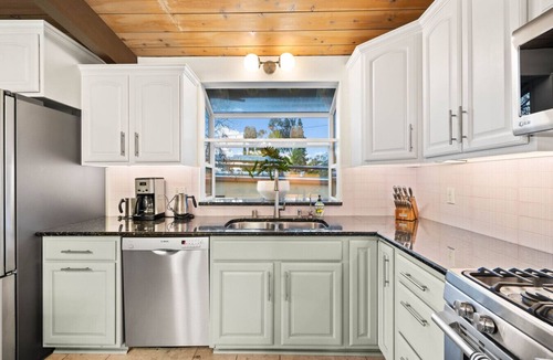 San Carlos House | Golden Hour Bliss: Pool, Hot Tub & Firepit