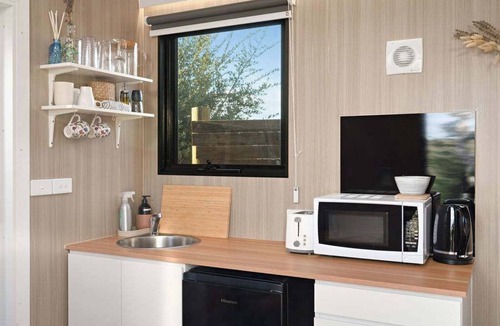 Glenlyon House | Golden Hour Hideaway by Tiny Away