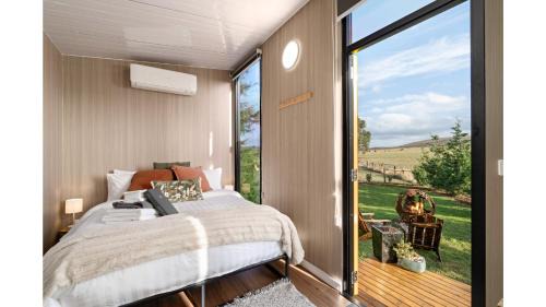 Glenlyon House | Golden Hour Hideaway by Tiny Away