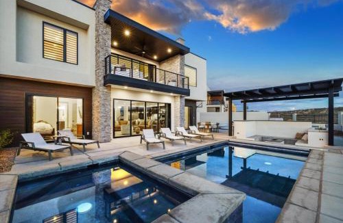 Washington House | Golden Isle
