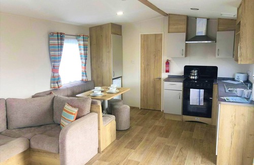 Chapel Saint Leonards House | Golden Palm Resort