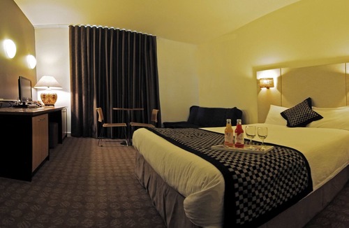 Wantirna Hotel | Golden Pebble Hotel