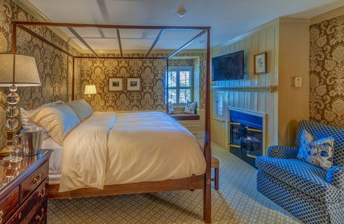 Forest Grove Hotel | Golden Plough Inn At Peddlers Village