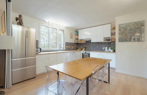 Prince–Marmottan Apartment | Golden Sparrow, by Veeve