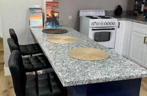 South Natomas House | Golden Suite in Sacramento, CA