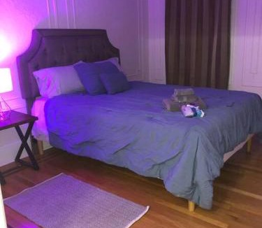 Canarsie Apartment | Golden Suite