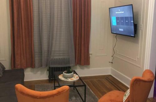 Canarsie Apartment | Golden Suite