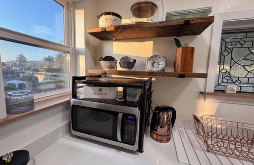 Brookings Apartment | Golden Sunset Studio