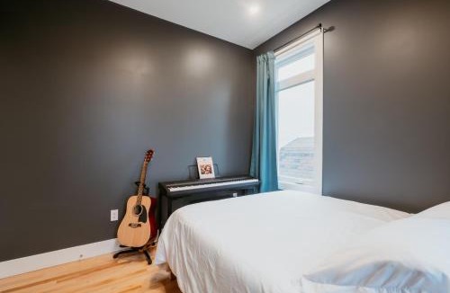 Conception Bay South House | Golden Tide Cottage - 2 Bed 1 Bath - Panoramic Ocean Views