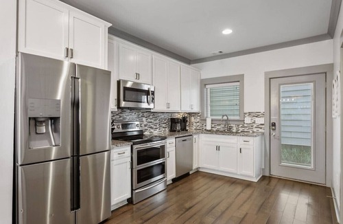 Edgehill Villa | Golden Triangle Walk to Gulch & 12 South 4BR/3.5BA