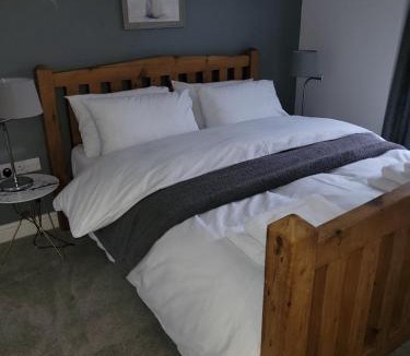 Codnor House | Golden Valley View