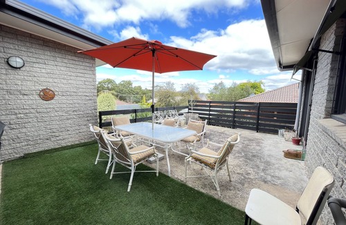 Mount Clear House | Goldfields Groovy 70's Getaway