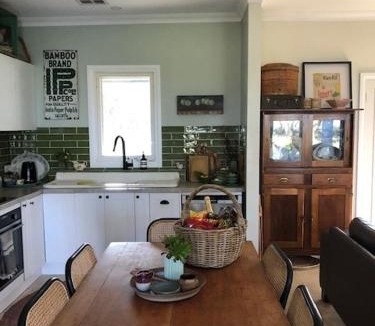 Metcalfe East House | Goldfields House