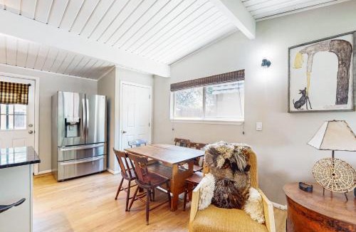 Central Colorado Springs House | Goldfish Glen