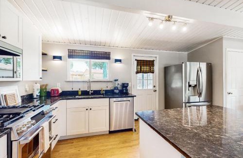 Central Colorado Springs House | Goldfish Glen